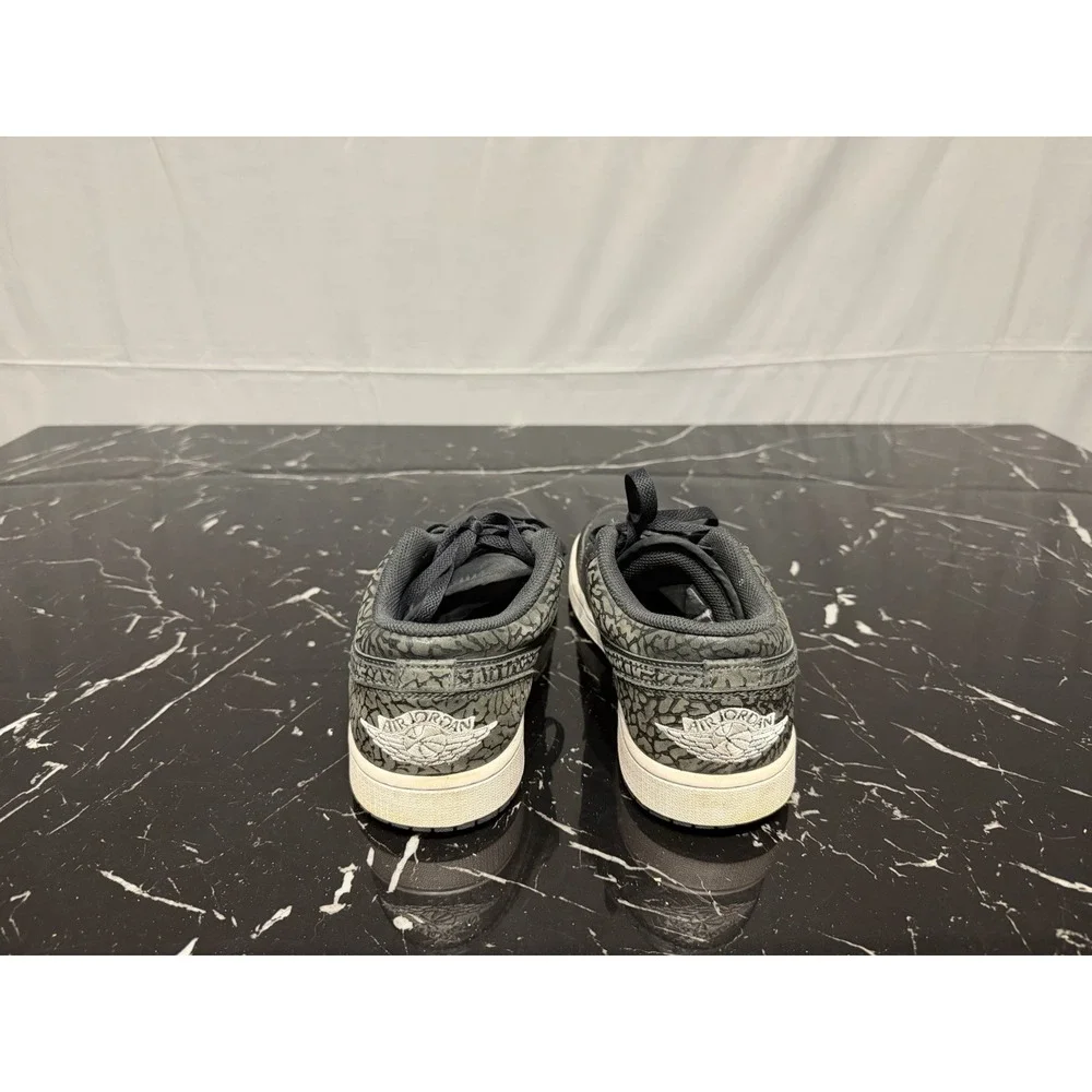 Men's casual Sneakers Air Jordan 1 Low SE 'Black Elephant